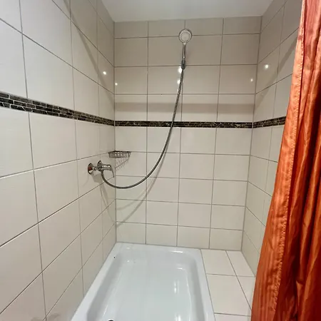 Pension Garbsen Guest house *